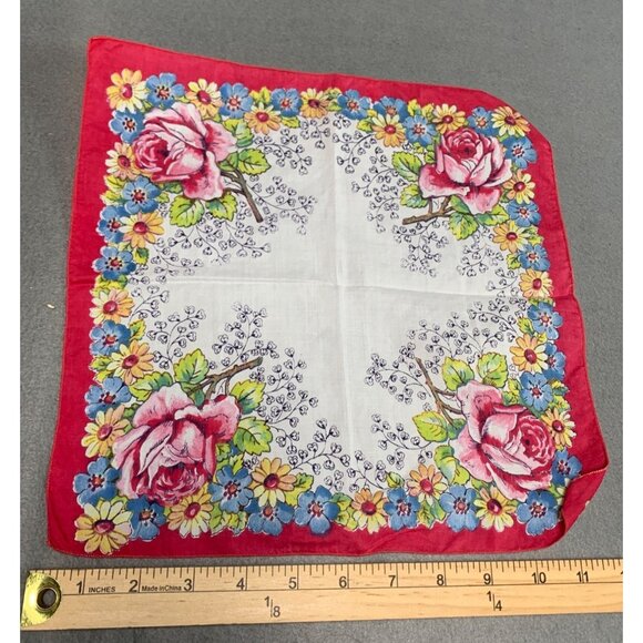 Vintage Floral Handkerchiefs Lot of 8 - Delicate Prints & Lace Edges - Picture 4 of 10